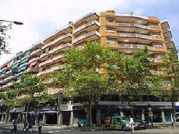 Apartments Europa Барселона Екстериор снимка